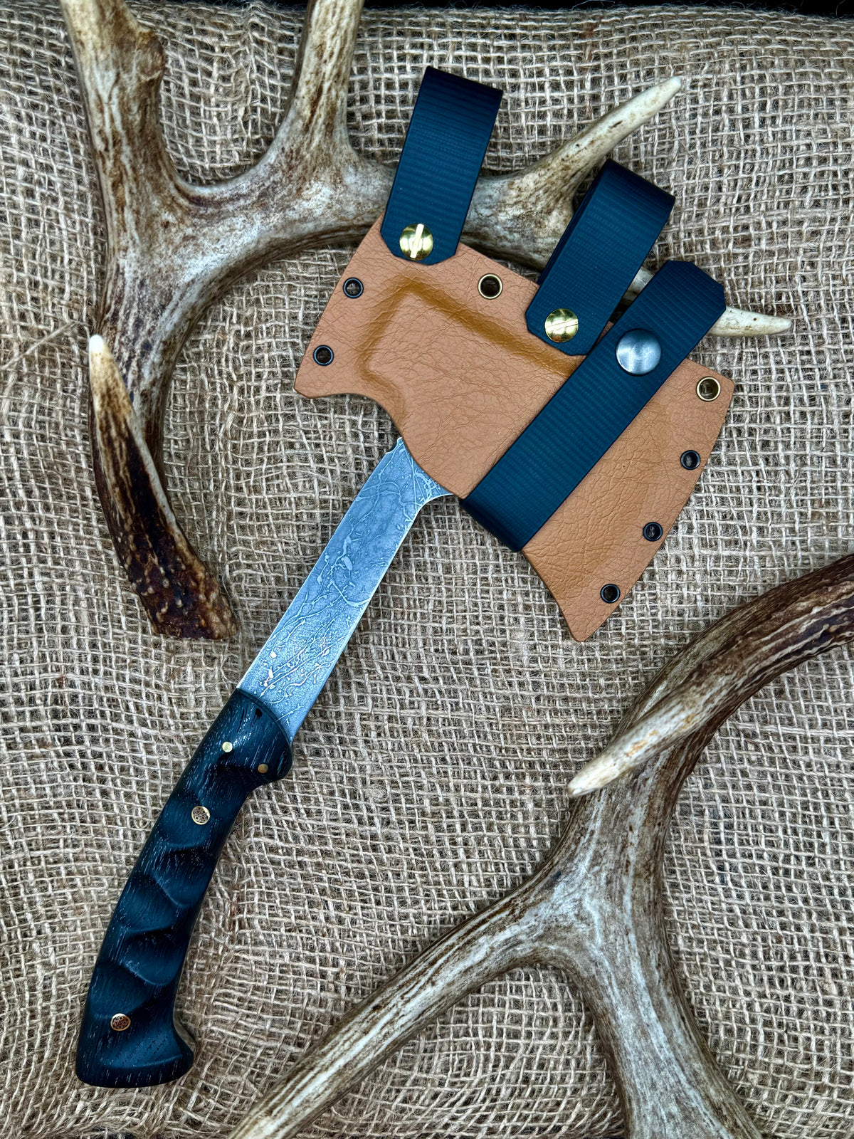 The Ridgeback Hatchet